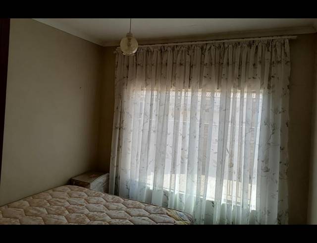 2 BEDROOM TOWNHOUSE FOR SALE IN WOLMARANSSTAD